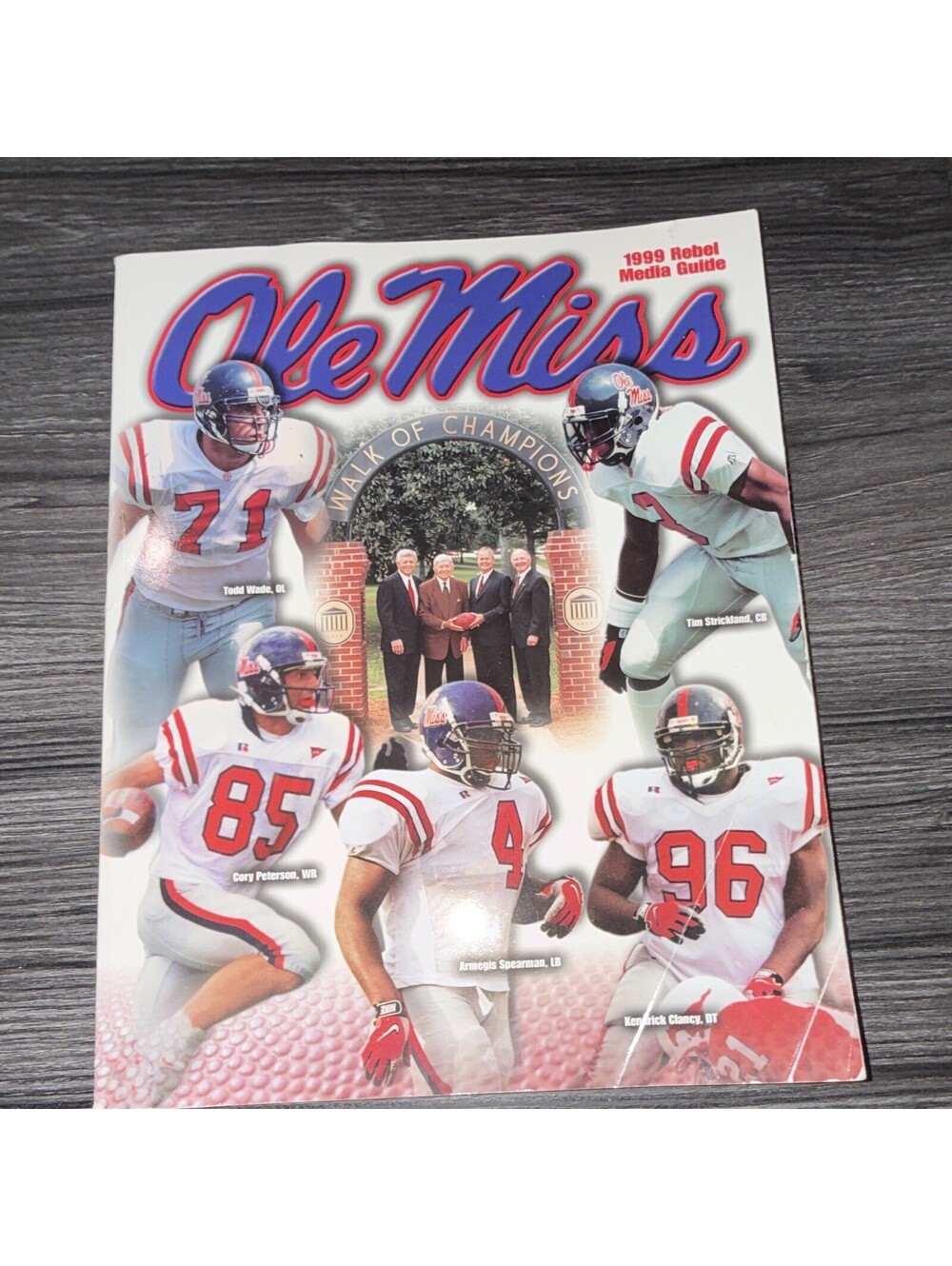 1999 Ole Miss Rebels Football Media Guide - Kendrick Clancy Original Ungraded P8